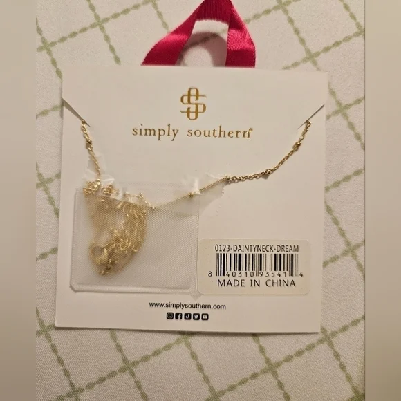 NWT Simply Southern Dainty Dream Catcher necklace - Picture 2 of 2